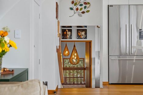 Photo of property in 35 Rothesay Bay Road, Rothesay Bay, Auckland, 0630