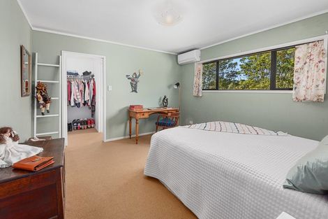 Photo of property in 12 Willow Lane, Maungaturoto, 0588