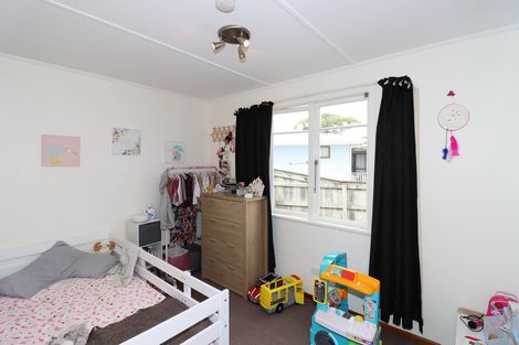 Photo of property in 4 Charles Street, Carterton, 5713