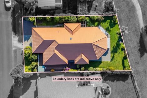 Photo of property in 5 Marewa Place, Waikanae Beach, Waikanae, 5036