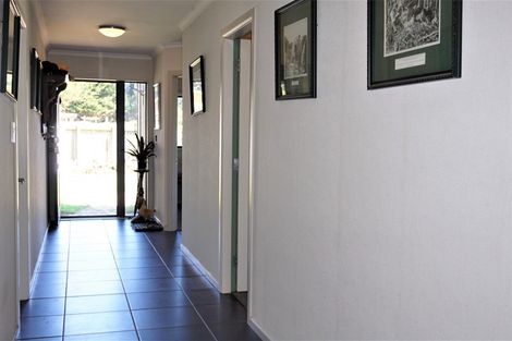 Photo of property in 1 Barclay Grove, Hokio Beach, Levin, 5571