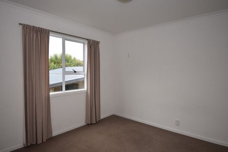 Photo of property in 2 Queen Street, Brighton, Dunedin, 9035