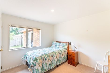 Photo of property in 72 Campbell Avenue, Paraparaumu, 5032