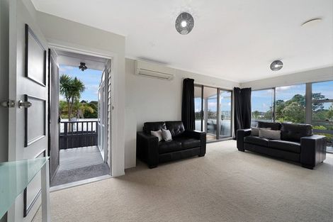 Photo of property in 7 Kotinga Avenue, Glen Eden, Auckland, 0602