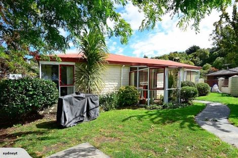 Photo of property in 9 Torvill And Dean Lane, Cashmere, Christchurch, 8022