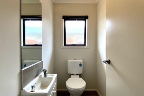 Photo of property in 2 Shaun Close, Papamoa Beach, Papamoa, 3118