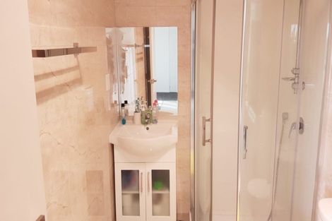 Photo of property in 2/7 Wallson Crescent, Wiri, Auckland, 2104