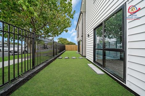 Photo of property in 16 Henwood Road, Mangere East, Auckland, 2024