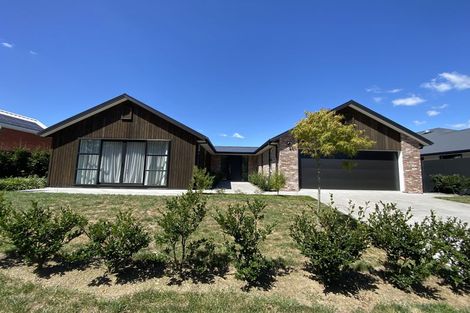 Photo of property in 6 Taylor Street, Cambridge, 3434