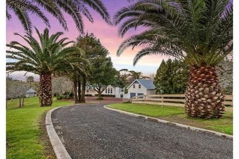 Photo of property in 366 Rimmer Road, Helensville, 0875