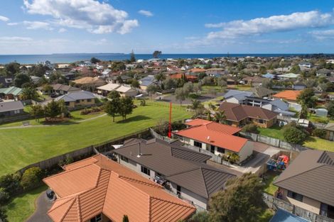 Photo of property in 52 Corinth Grove, Papamoa Beach, Papamoa, 3118