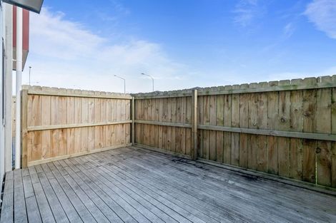 Photo of property in 9/5 Perekia Street, Albany, Auckland, 0632