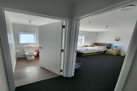 Photo of property in 10b Redditch Place, Papamoa Beach, Papamoa, 3118