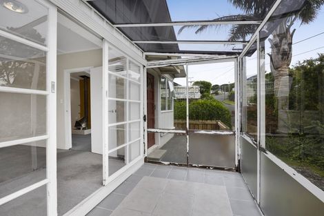 Photo of property in 64 Ngamotu Road, Spotswood, New Plymouth, 4310