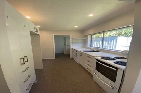 Photo of property in 3c Peckham Grove, Tawa, Wellington, 5028