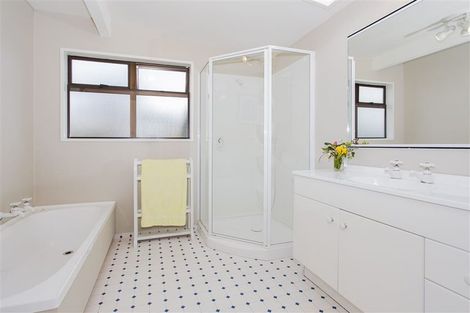 Photo of property in 6 Grove Place, Rangiora, 7400