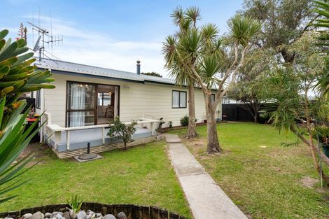 Photo of property in 35a Hartford Avenue, Papamoa Beach, Papamoa, 3118