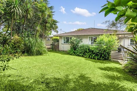 Photo of property in 23 Taipari Road, Te Atatu Peninsula, Auckland, 0610
