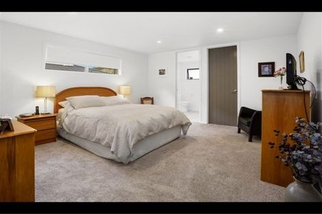 Photo of property in 14 Flotilla Place, Whitby, Porirua, 5024