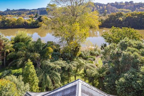 Photo of property in 19 Riverbank Road, Okoia, Whanganui, 4573
