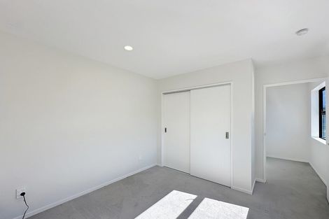 Photo of property in 42d Farringdon Street, Glen Innes, Auckland, 1072