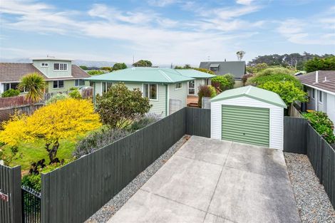 Photo of property in 378 Pine Avenue, South New Brighton, Christchurch, 8062