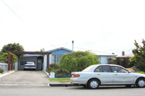 Photo of property in 15 Ashgrove Street, Rangiora, 7400