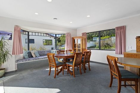Photo of property in 28 Margaret Drive, Omokoroa, 3114