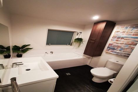 Photo of property in 4 Apple Orchard Way, Sunnyvale, Auckland, 0612