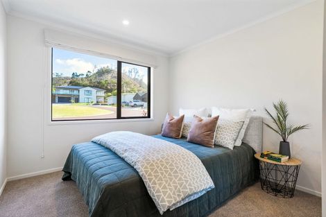 Photo of property in 6 Ian Hopper Way, Pauanui, 3579