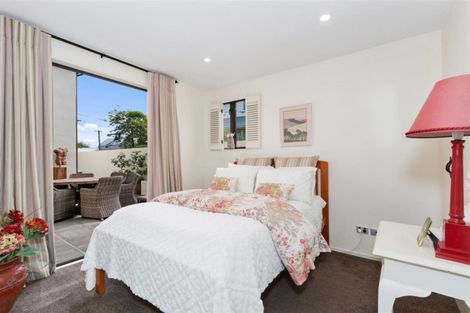 Photo of property in 24 Taylors Avenue, Bryndwr, Christchurch, 8052