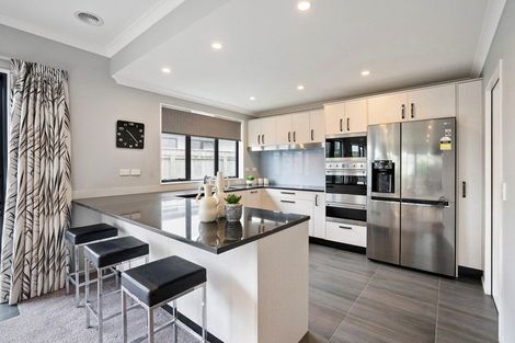 Photo of property in 83 Kotuku Drive, Paraparaumu Beach, Paraparaumu, 5032