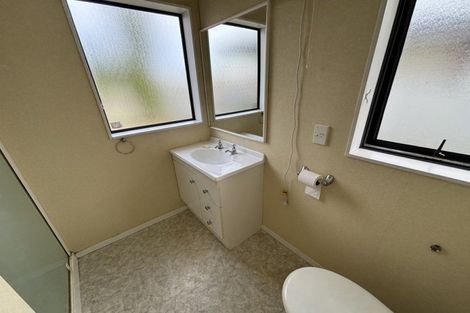 Photo of property in 8 Lancewood Lane, Roslyn, Palmerston North, 4414