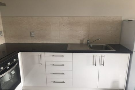 Photo of property in 2/7 Wallson Crescent, Wiri, Auckland, 2104