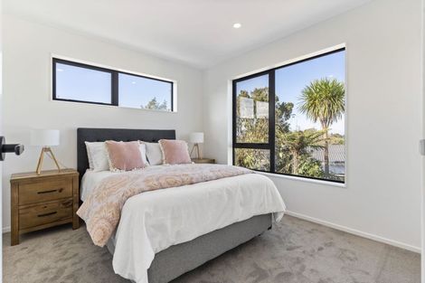 Photo of property in 1/38 Manuka Road, Glenfield, Auckland, 0629