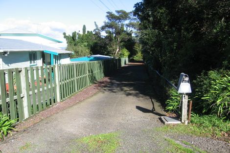 Photo of property in 51 Victory Road, Laingholm, Auckland, 0604