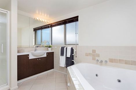 Photo of property in 5 Tanu Place, Parklands, Christchurch, 8083