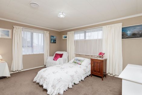 Photo of property in 20 Hughes Street, Waimate, 7924