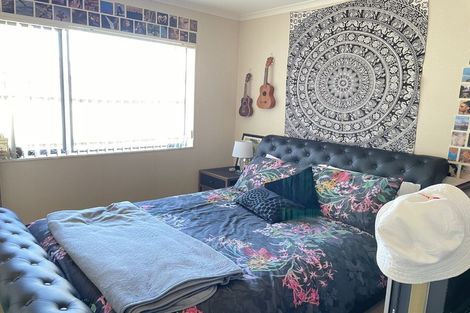 Photo of property in 20 Lilybank Crescent, East Tamaki, Auckland, 2013