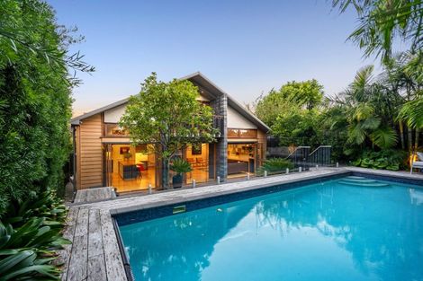 Photo of property in 34 Dryden Street, Grey Lynn, Auckland, 1021