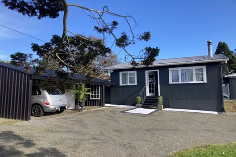 Photo of property in 3 Whakapaki Street, Urenui, 4375