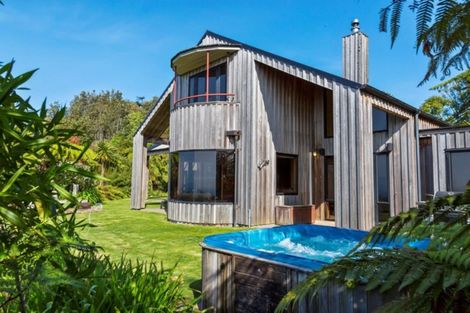 Photo of property in 171 Wairau Road, Kaitake, New Plymouth, 4374