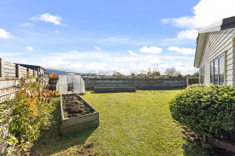 Photo of property in 10 Ngahana Place, Turangi, 3334