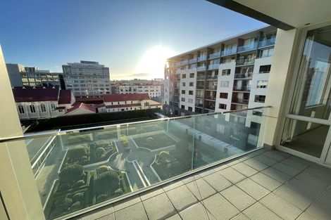 Photo of property in Sanctum Apartment, 10 Ebor Street, Te Aro, Wellington, 6011