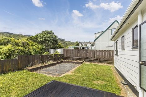 Photo of property in 41 Nassau Avenue, Grenada North, Wellington, 5028