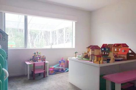 Photo of property in 76 Kyle Road, Greenhithe, Auckland, 0632