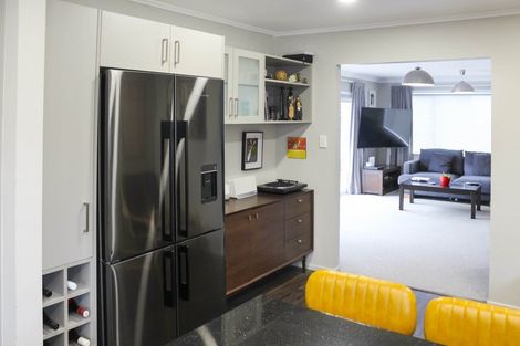 Photo of property in 23 Sunbrae Drive, Silverstream, Upper Hutt, 5019