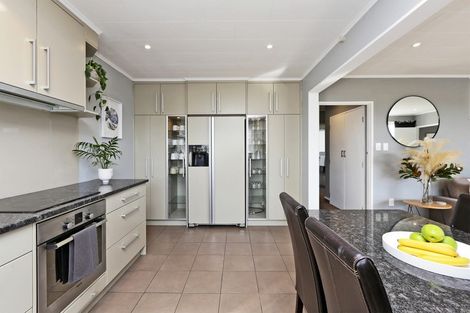 Photo of property in 4/8 Lee Road, Taradale, Napier, 4112