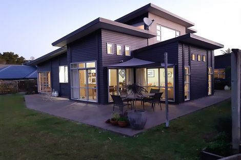 Photo of property in 37 Halyard Loop, Haruru, 0204