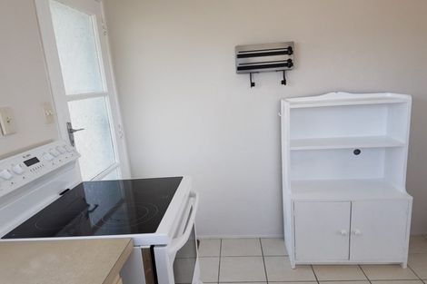 Photo of property in 2/211 Forrest Hill Road, Forrest Hill, Auckland, 0620